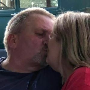 Meet your Posher, Dina